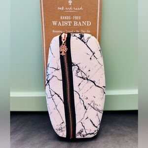 Oak and Reed Hands free Neoprene fabric waist bag zippered fanny pack marbled